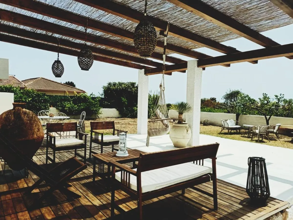 Country house Share-Oikia